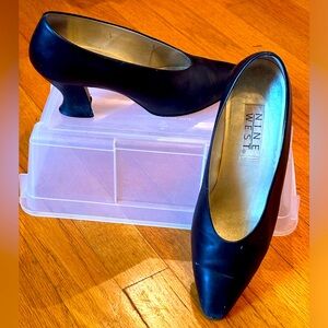 Navy Leather 3-in Heel Pump